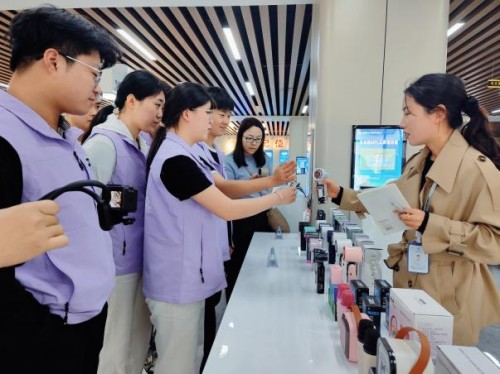 企業(yè)行探崗研技，產(chǎn)教協(xié)同育新機(jī)——信息工程系工程創(chuàng)新班師生赴企業(yè)開展崗位實(shí)踐與競(jìng)賽調(diào)研